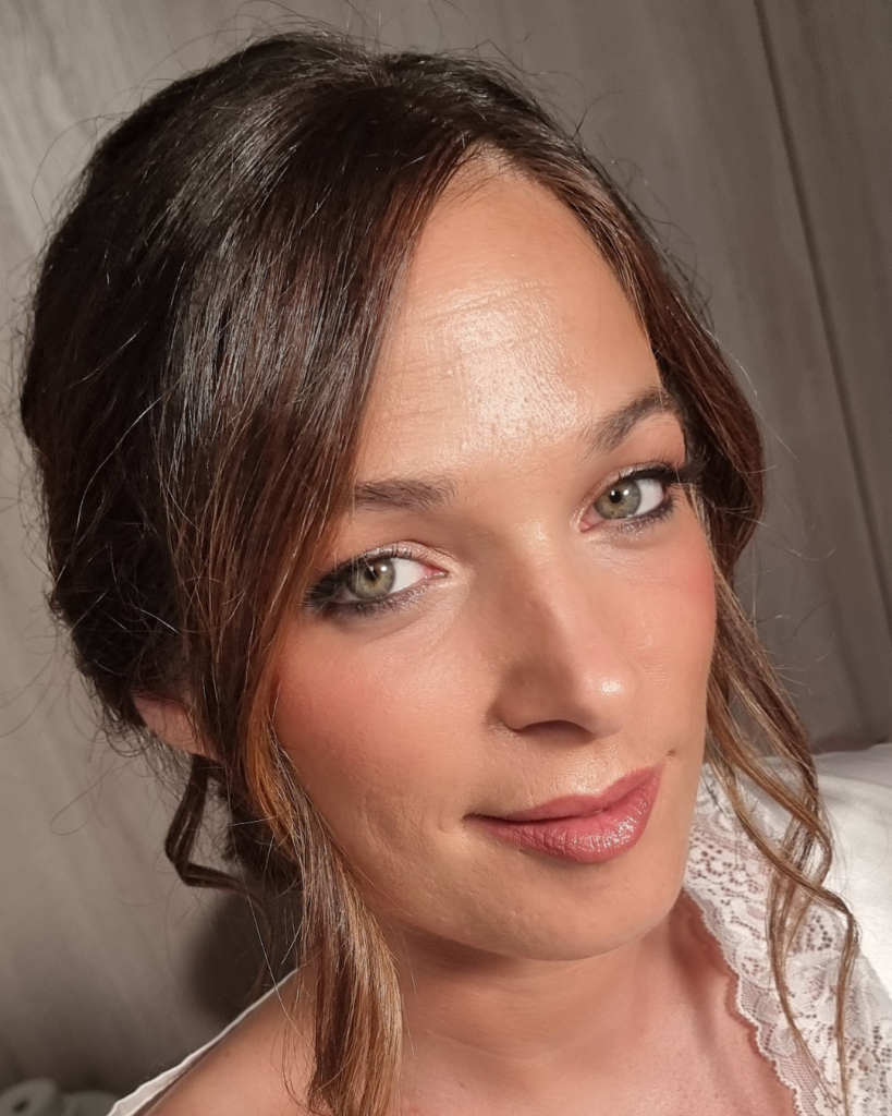 Maquillaje natural de novia realizado por Beauty Concept J&M en Cádiz